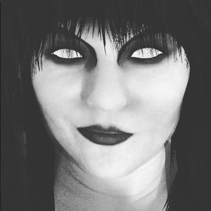 Meet your Posher, Joanna